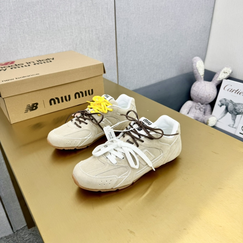 Miu Miu Casual Shoes